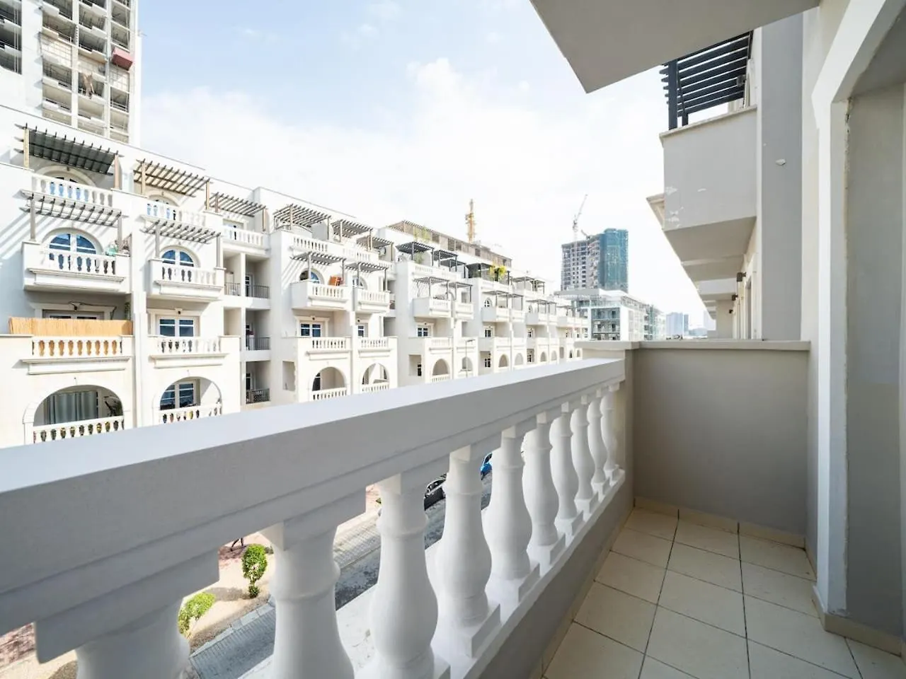 Charming 1-Bedroom Apartment In Autumn, Jvc Dubai